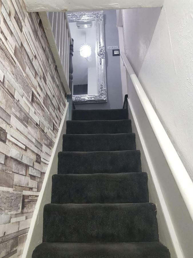 Hotel Highfields House - Free Wifi - Free Local Parking Sheffield Esterno foto